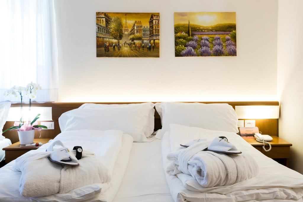 Hotel Collini Pinzolo Εξωτερικό φωτογραφία