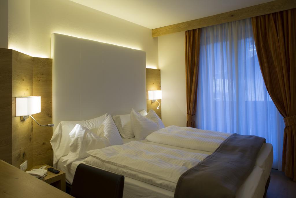 Hotel Collini Pinzolo Εξωτερικό φωτογραφία