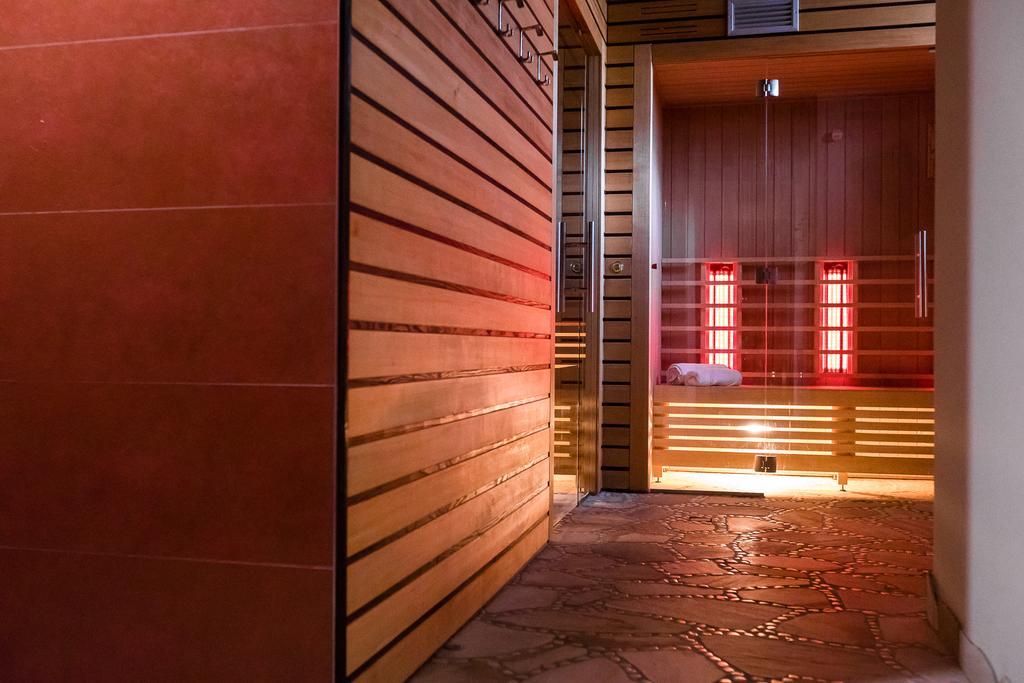 Hotel Collini Pinzolo Εξωτερικό φωτογραφία